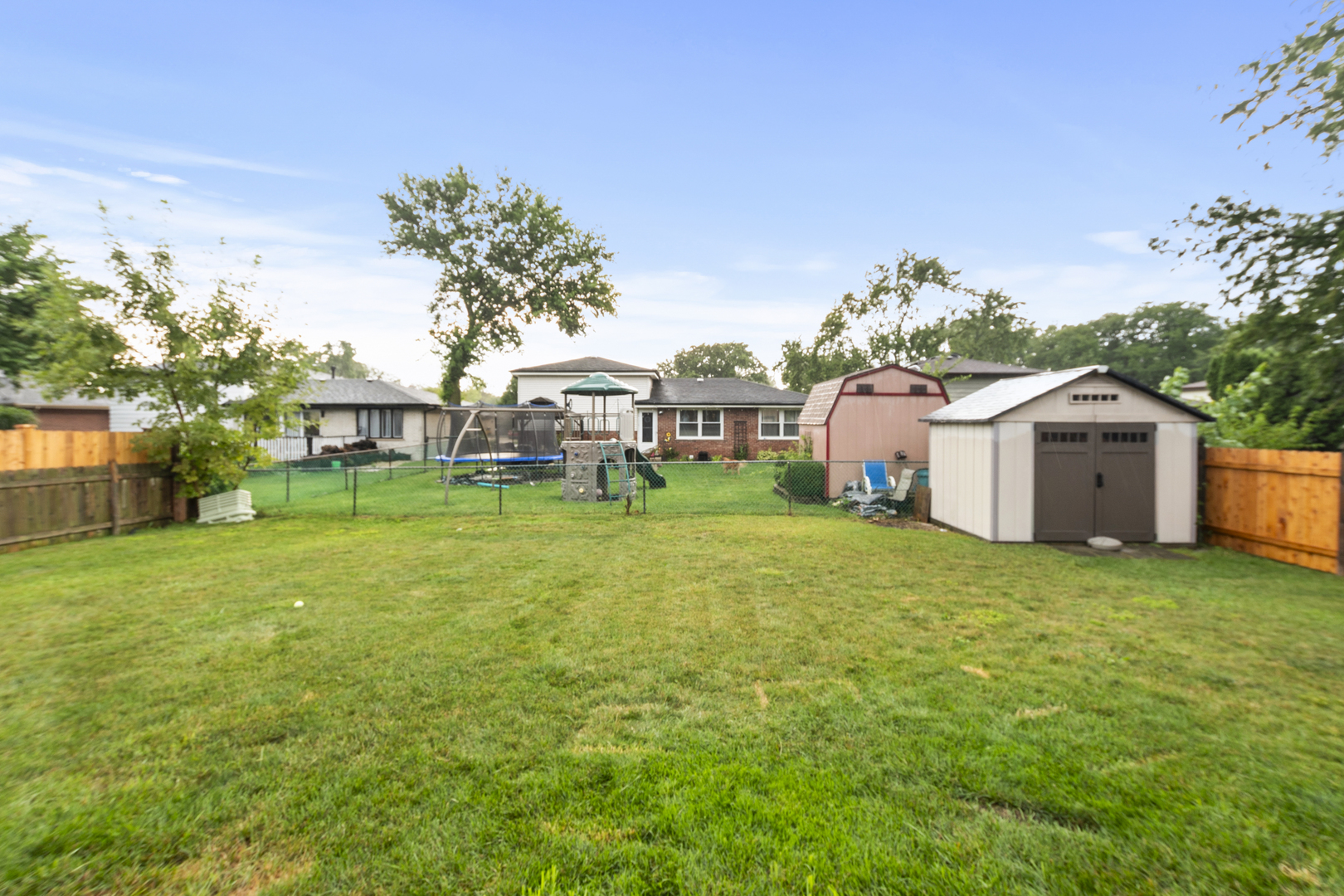 17748 64th Court, Tinley Park, IL 60477