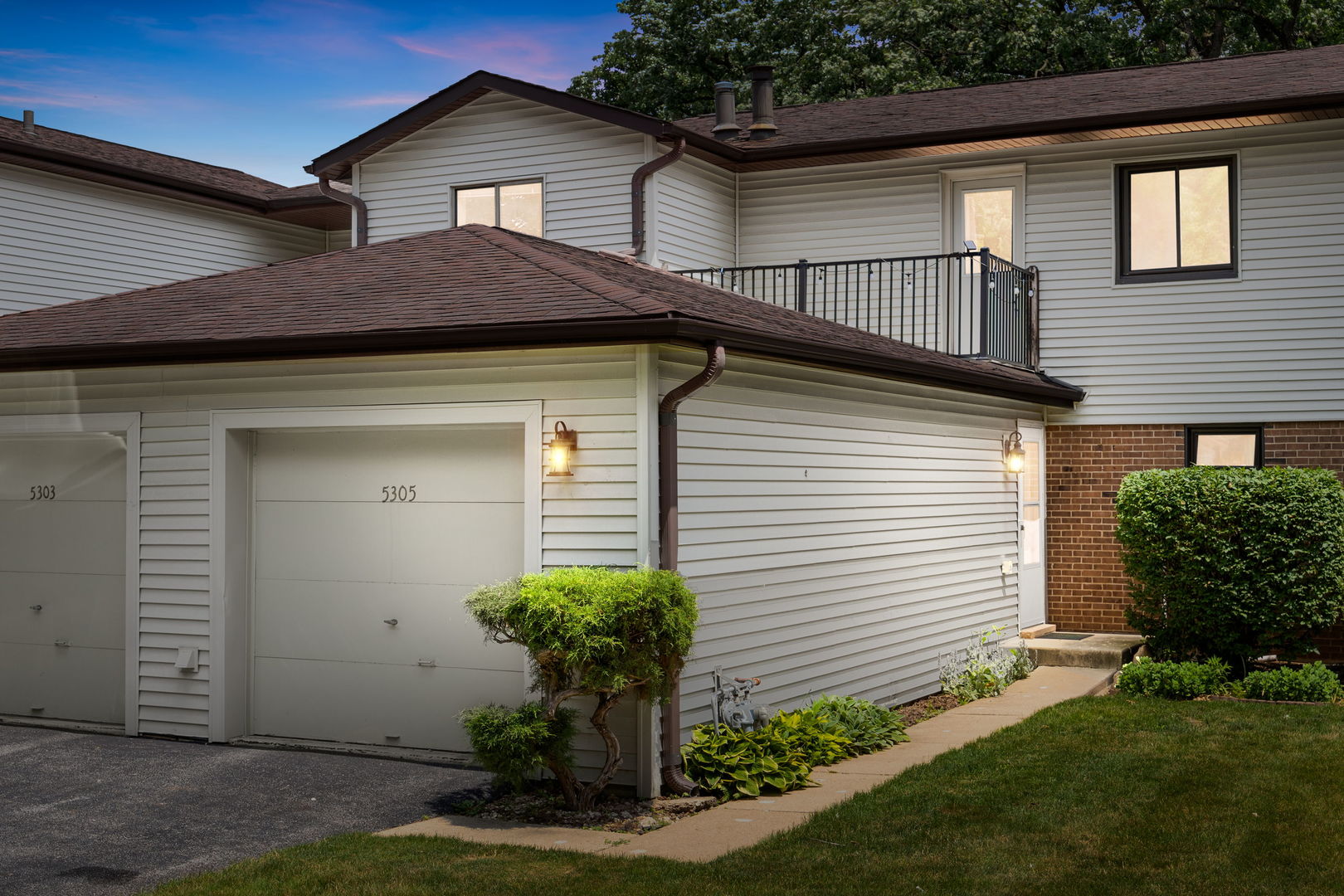 5305 Newport Drive, Lisle, IL 60532
