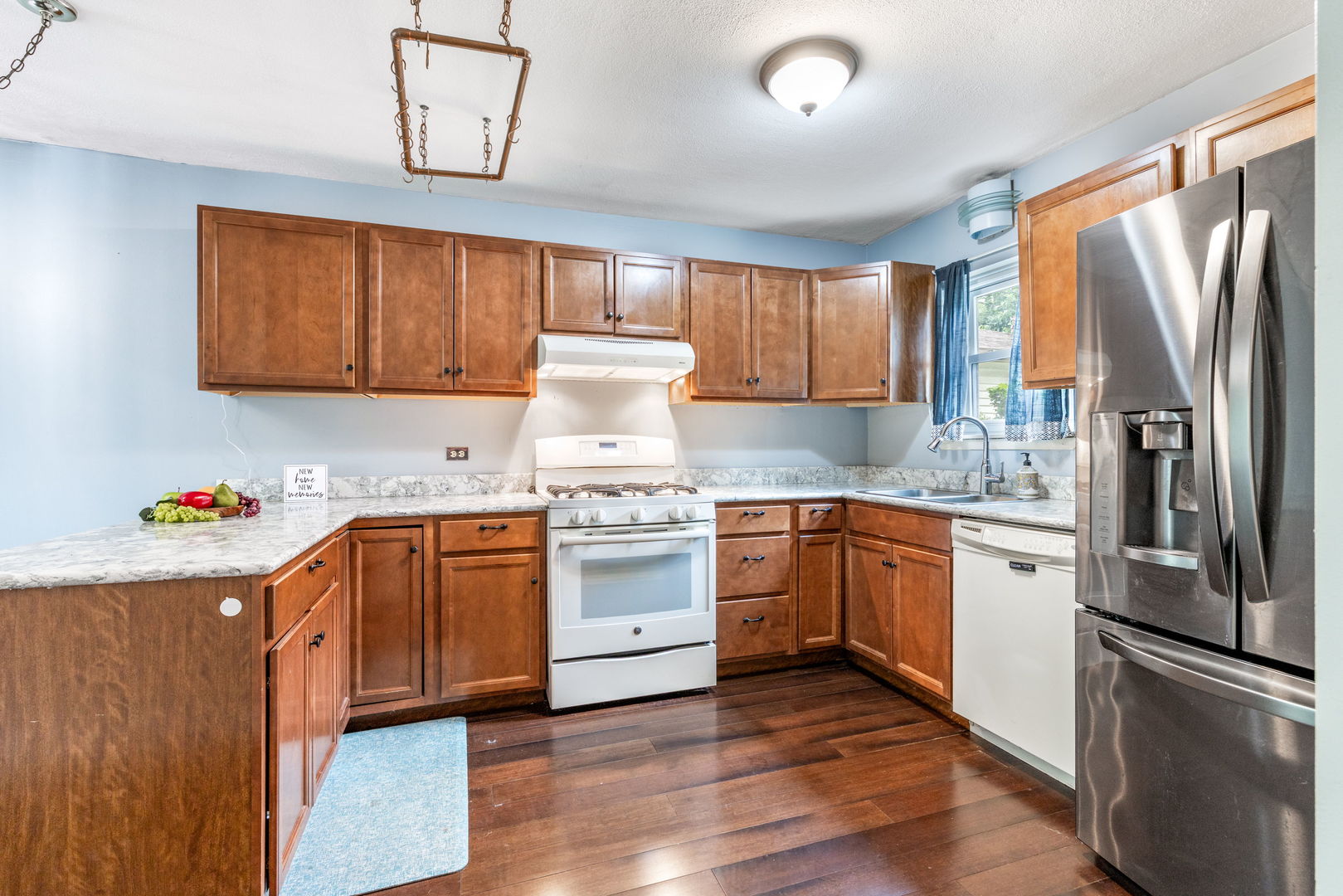5305 Newport Drive, Lisle, IL 60532