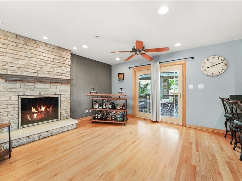 5622 S Oak Park Avenue, Chicago, IL 60638