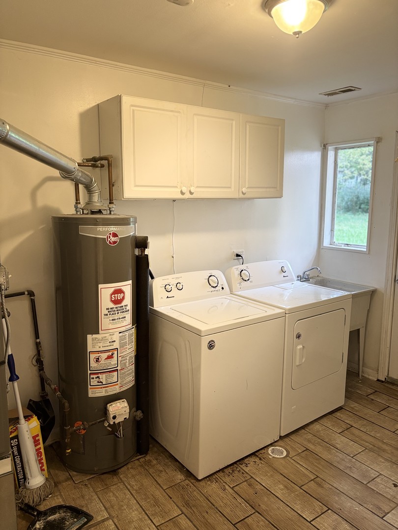 332 Mohawk Street, Park Forest, IL 60466