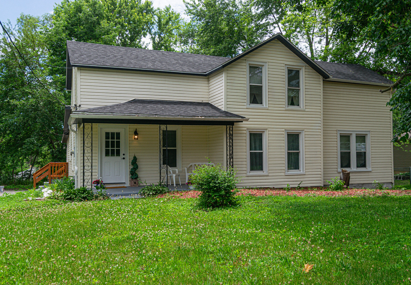 2431 Sandy Hollow Road, Rockford, IL 61109