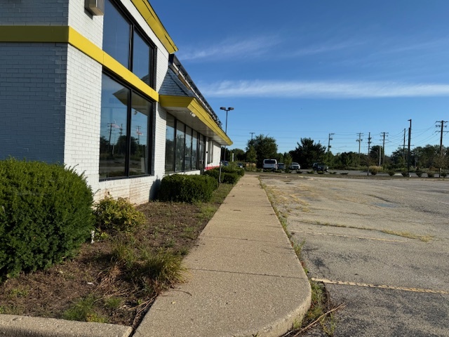 3625 Rock Creek Boulevard, Joliet, IL 60431