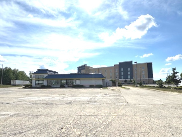 3625 Rock Creek Boulevard, Joliet, IL 60431