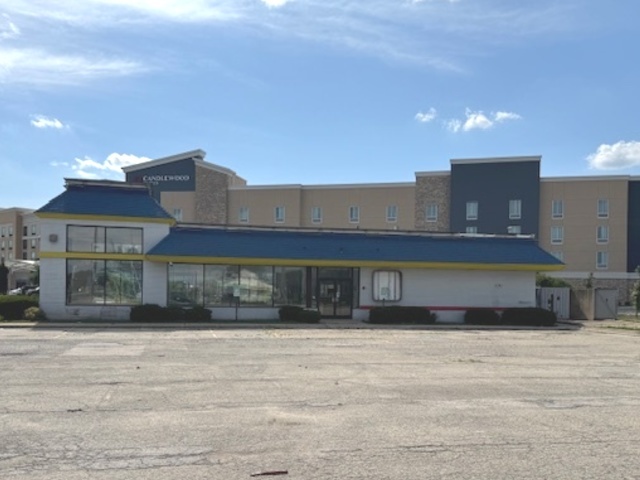 3625 Rock Creek Boulevard, Joliet, IL 60431