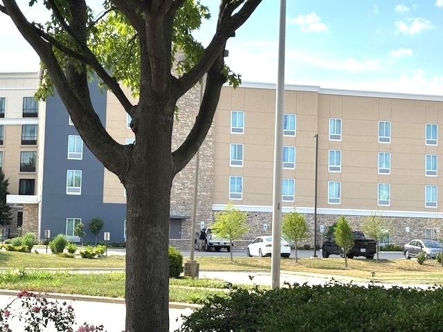 3625 Rock Creek Boulevard, Joliet, IL 60431