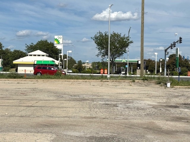 3625 Rock Creek Boulevard, Joliet, IL 60431