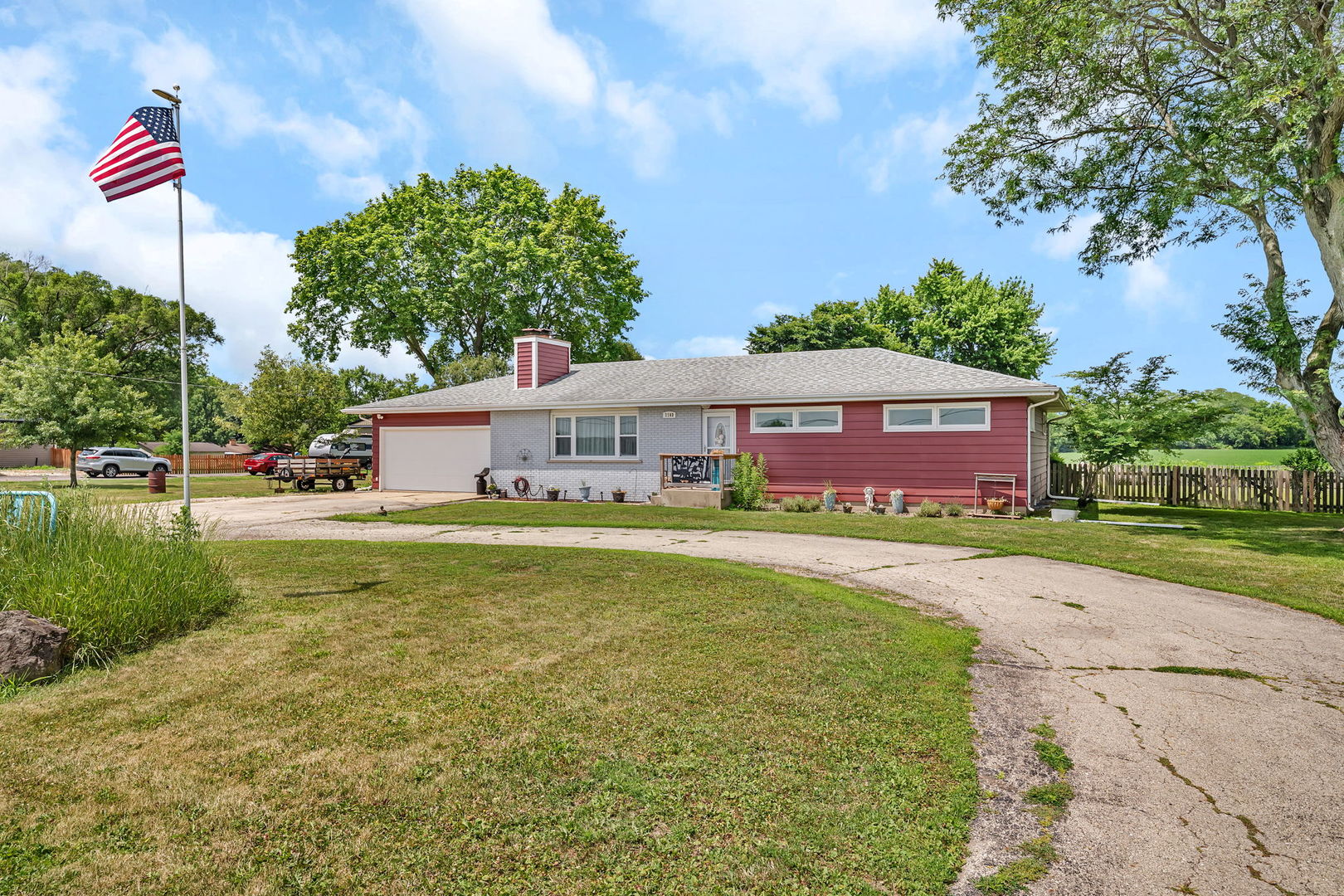 2503 Little Rock Road, Plano, IL 60545