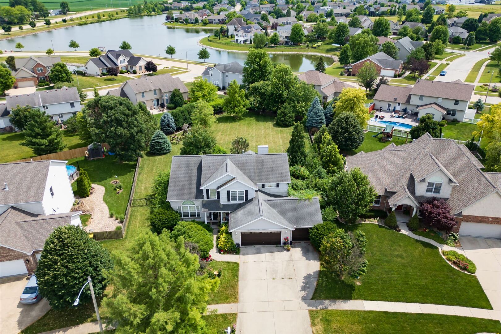 2321 Hayden Way, Normal, IL 61761