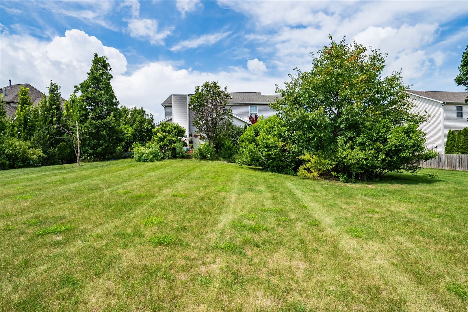 2321 Hayden Way, Normal, IL 61761