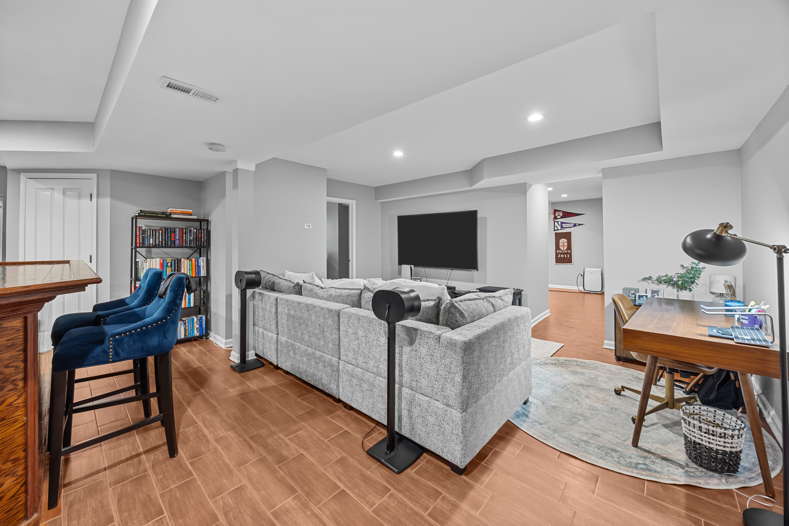 820 S GROVE Avenue, Barrington, IL 60010