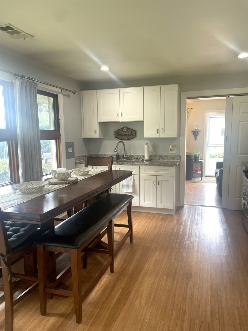 7401 W 113th Place, Worth, IL 60482