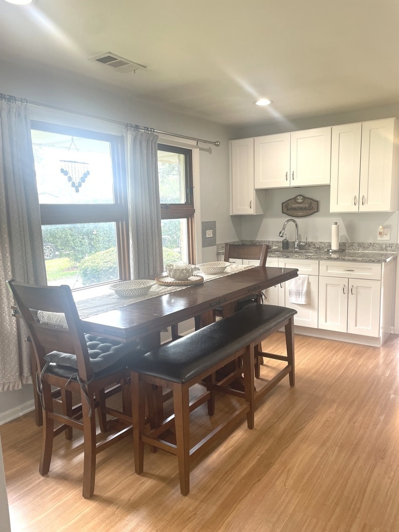 7401 W 113th Place, Worth, IL 60482