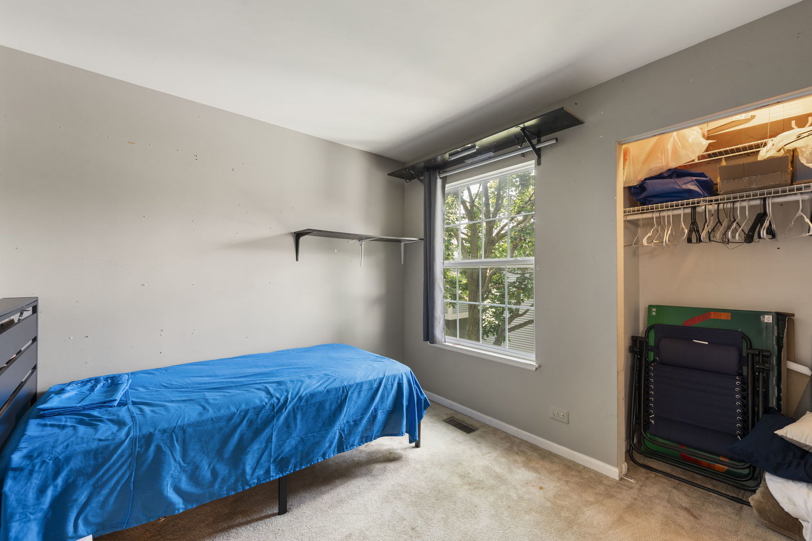 1074 Woodhill Court #1074, Elgin, IL 60120