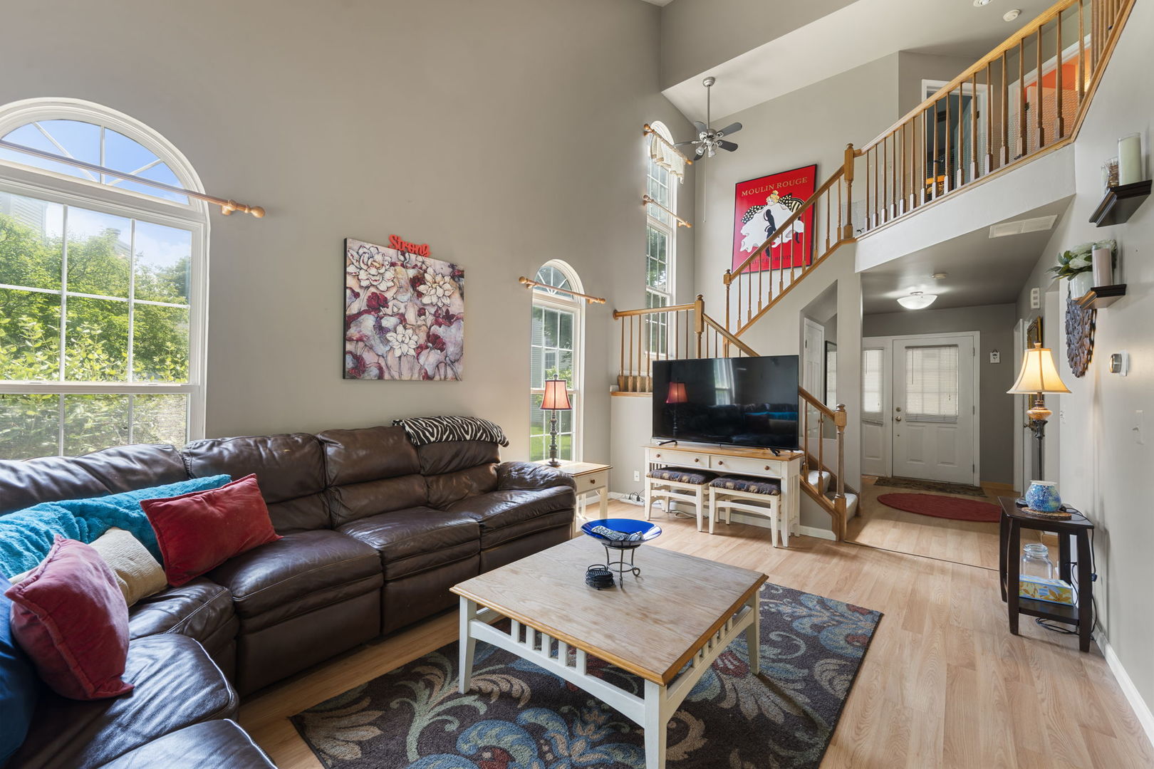 1074 Woodhill Court #1074, Elgin, IL 60120