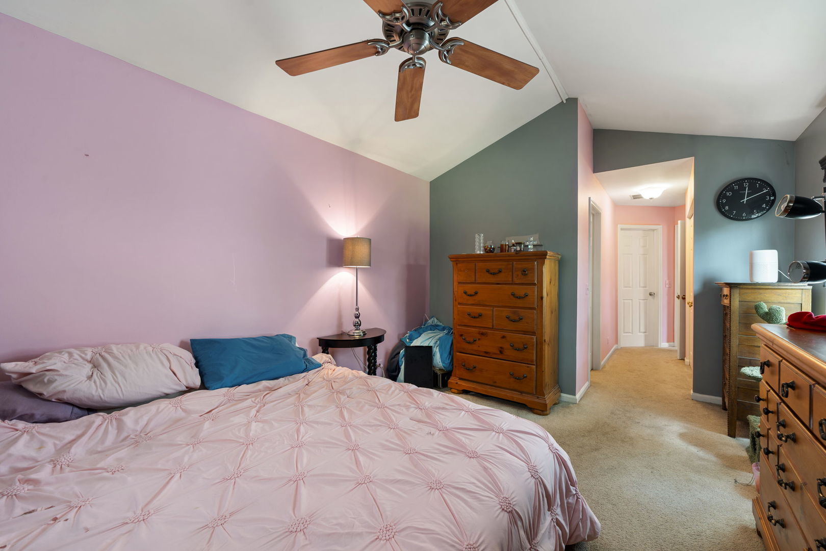 1074 Woodhill Court #1074, Elgin, IL 60120