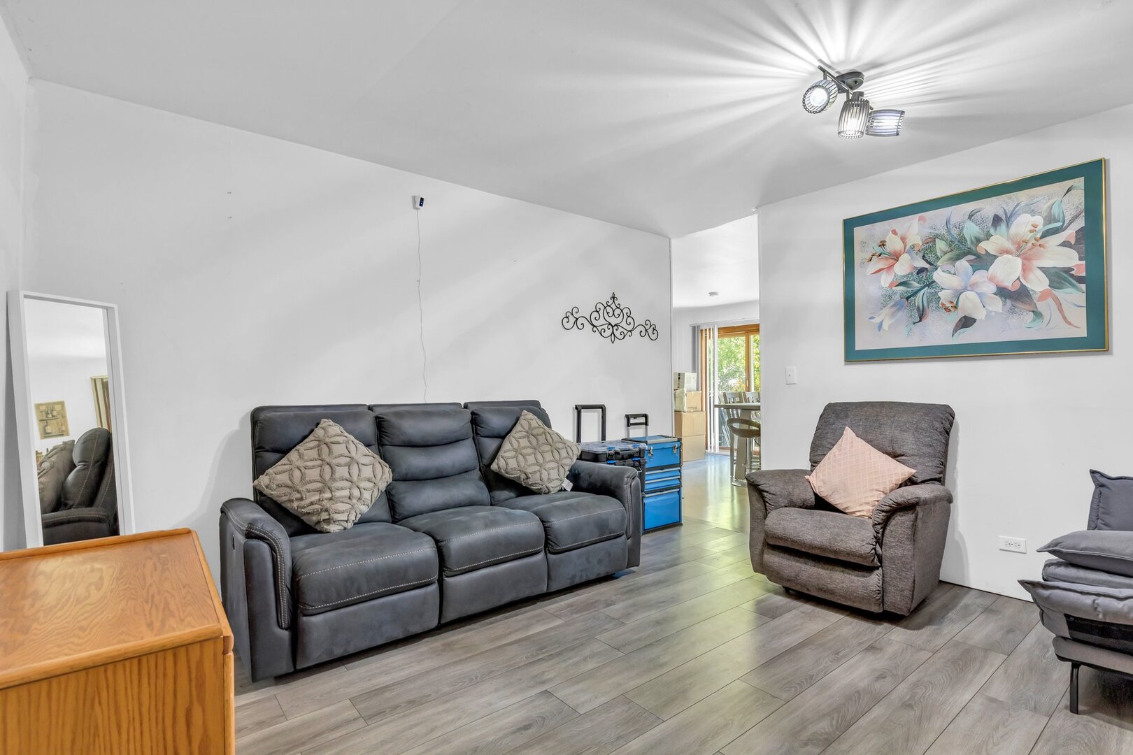 125 Leawood Drive, Roselle, IL 60172
