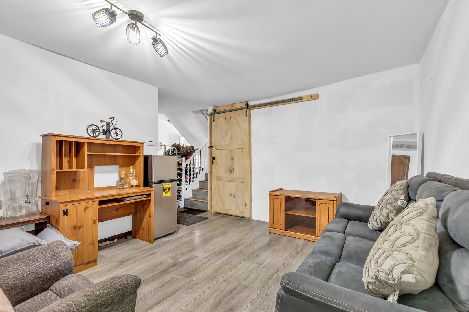 125 Leawood Drive, Roselle, IL 60172