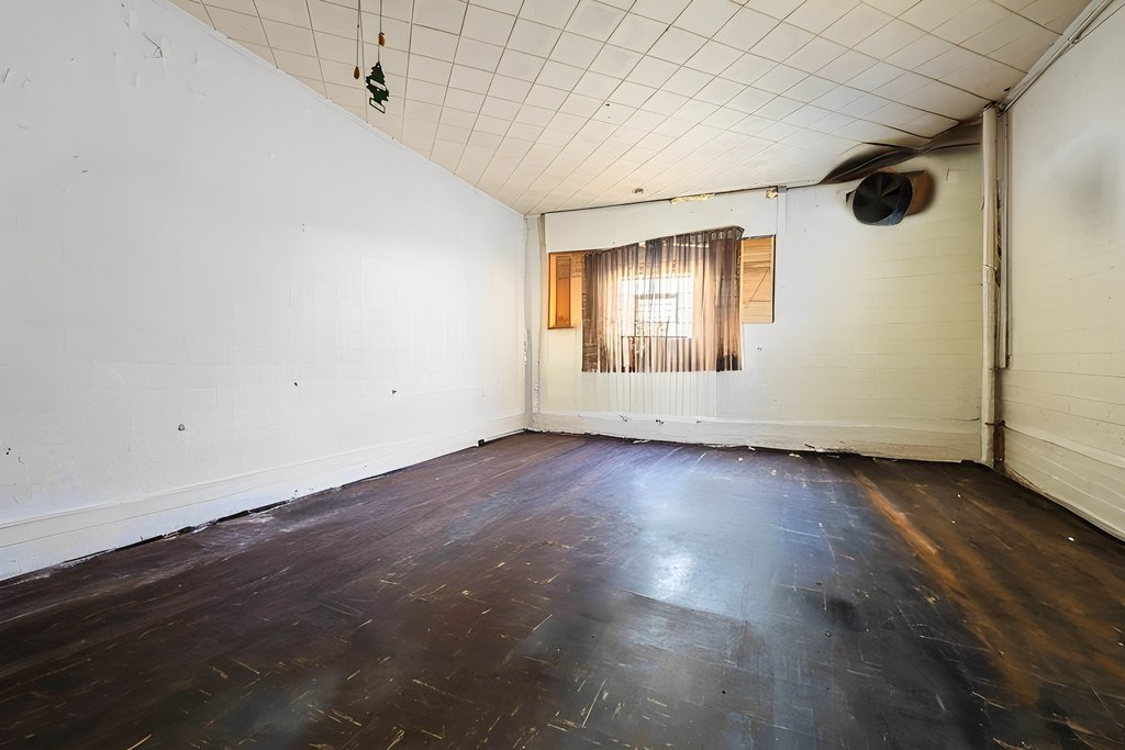 12401 S Green Street, Calumet Park, IL 60827
