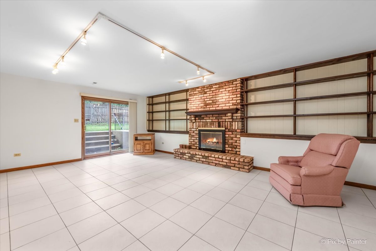 2644 Zurich Court, Woodridge, IL 60517
