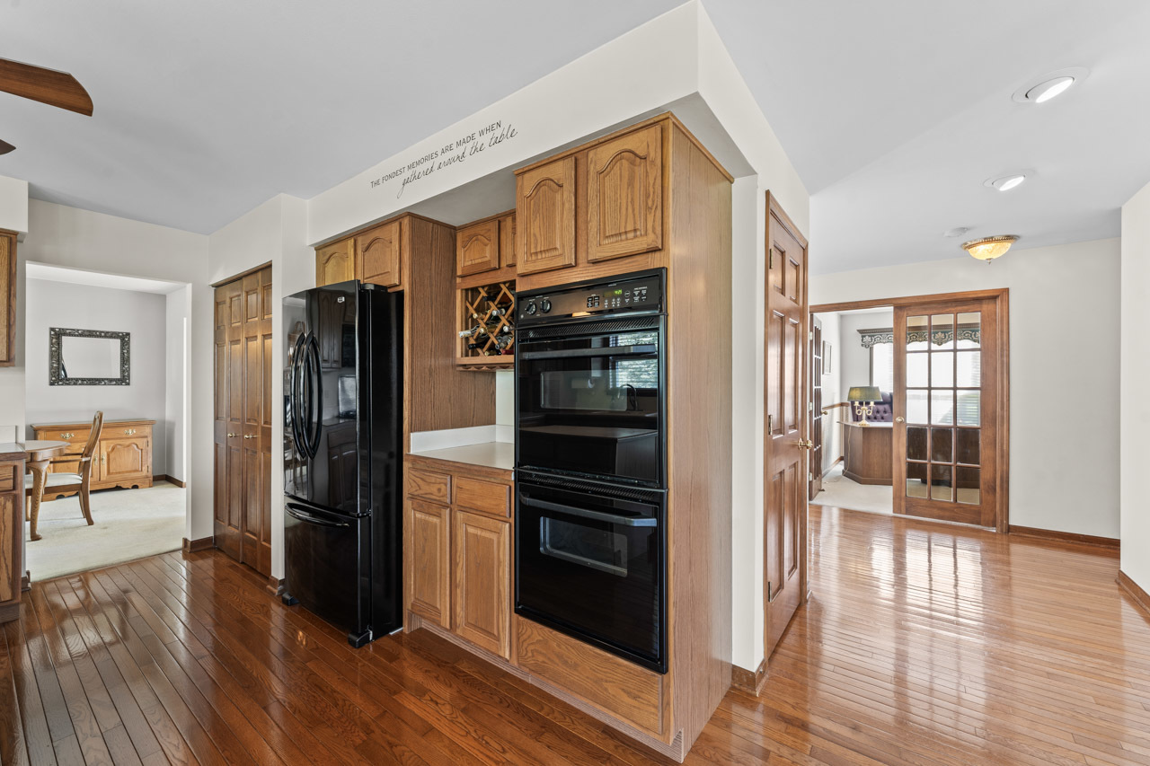1450 Anvil Court, Bartlett, IL 60103