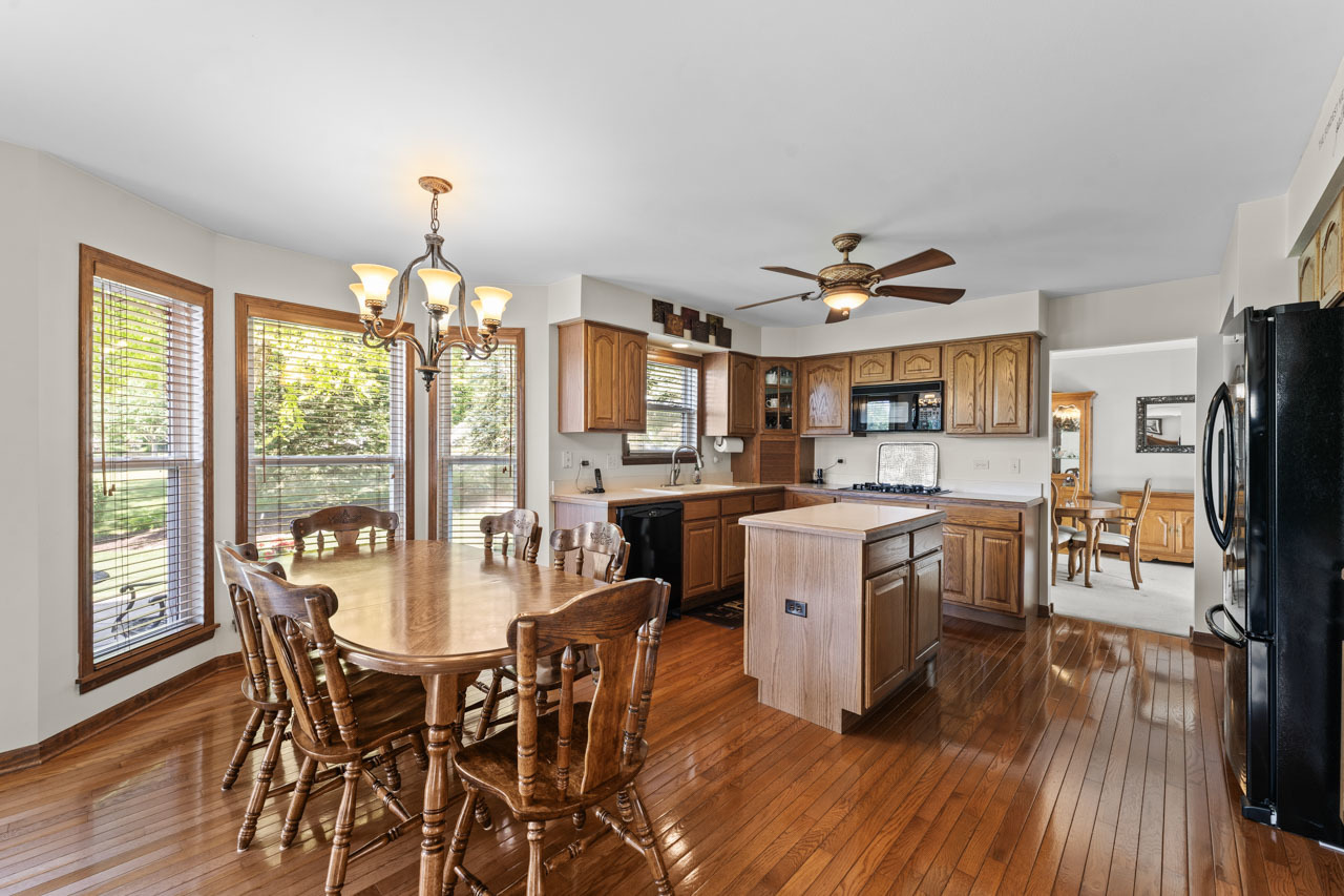 1450 Anvil Court, Bartlett, IL 60103