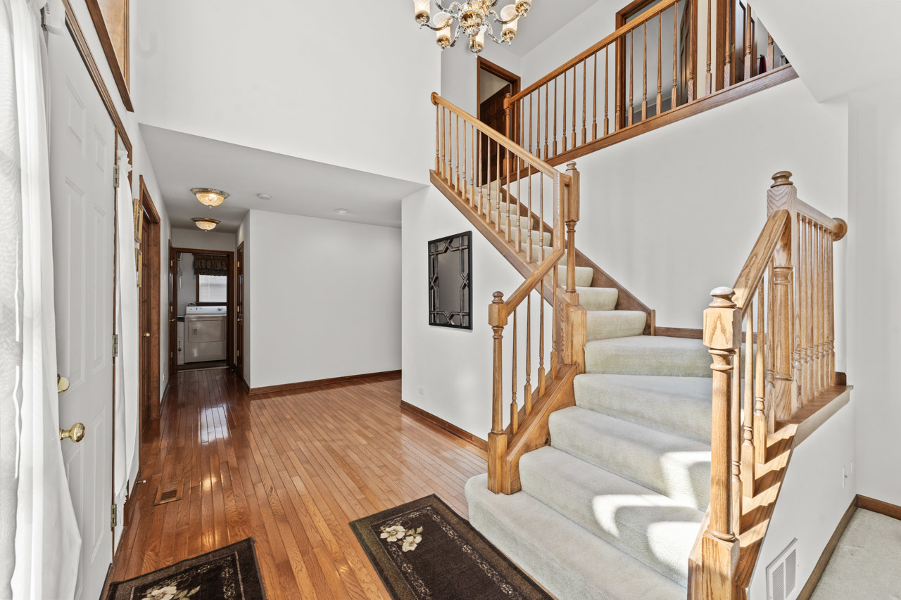 1450 Anvil Court, Bartlett, IL 60103
