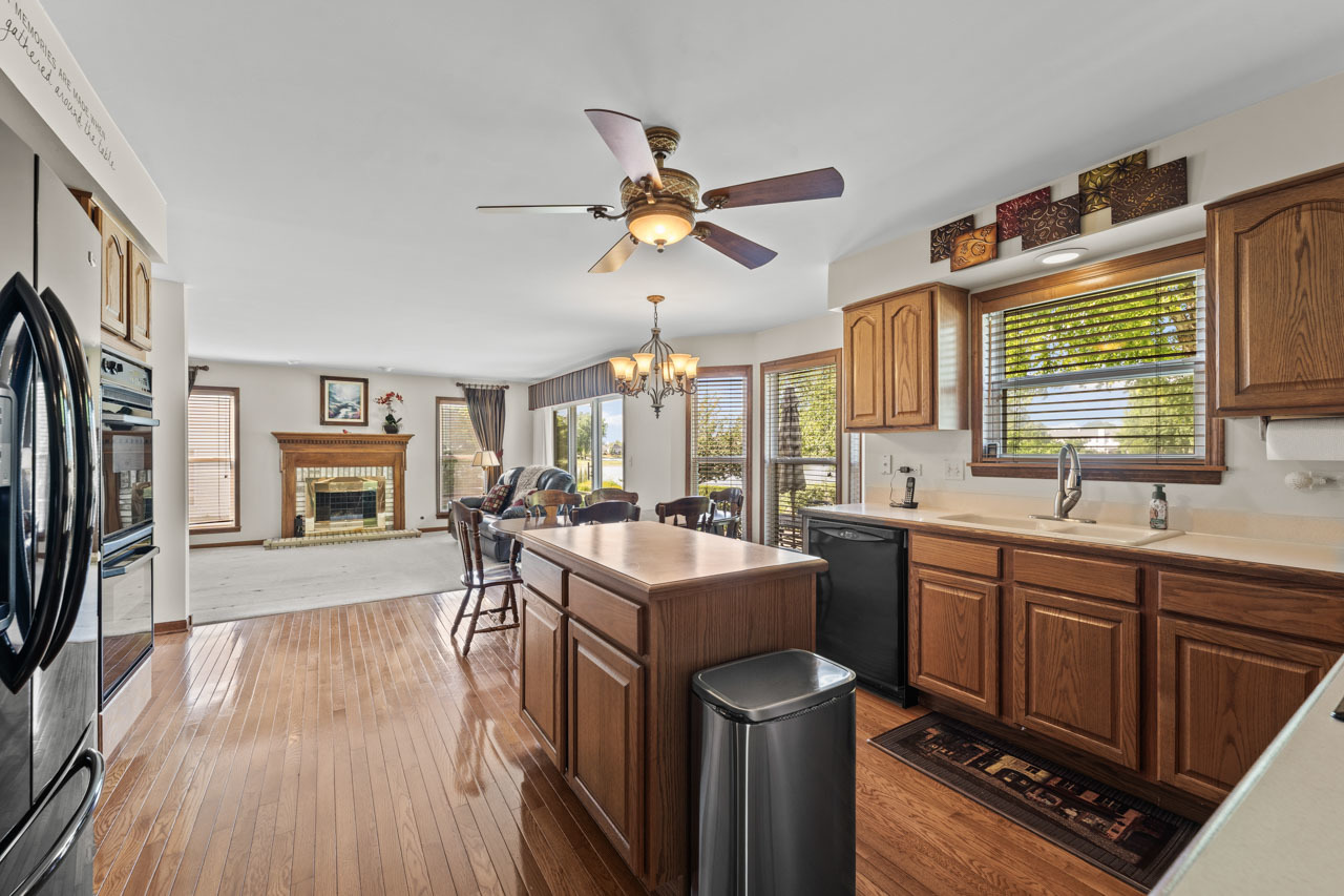 1450 Anvil Court, Bartlett, IL 60103