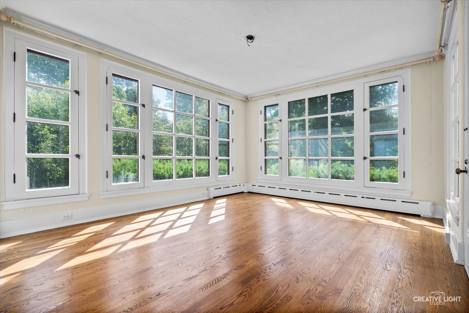 595 Crab Tree Lane, Lake Forest, IL 60045