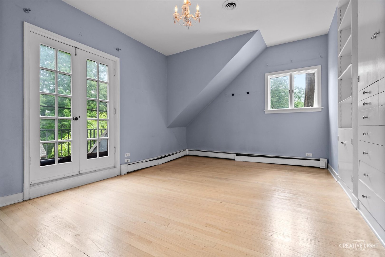 595 Crab Tree Lane, Lake Forest, IL 60045