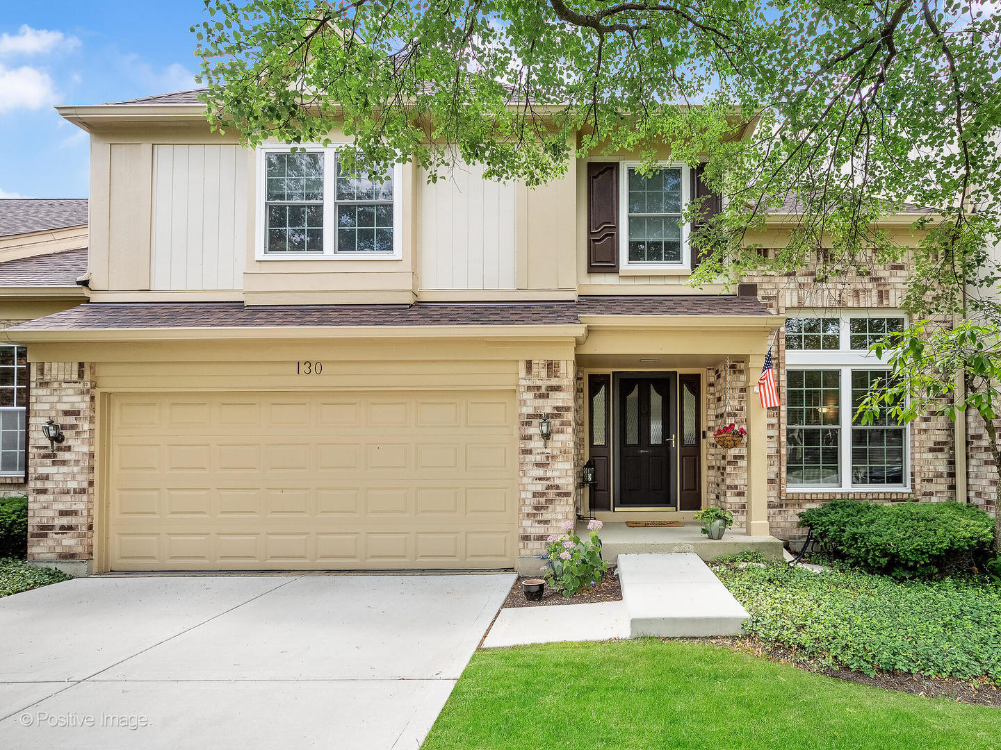 130 Chambord Court, Bloomingdale, IL 60108