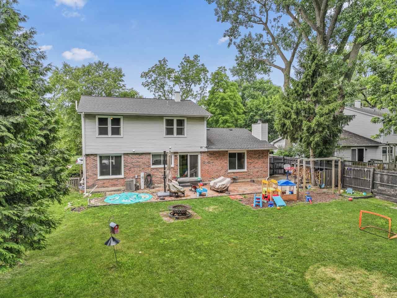 281 S Western Avenue, Bartlett, IL 60103