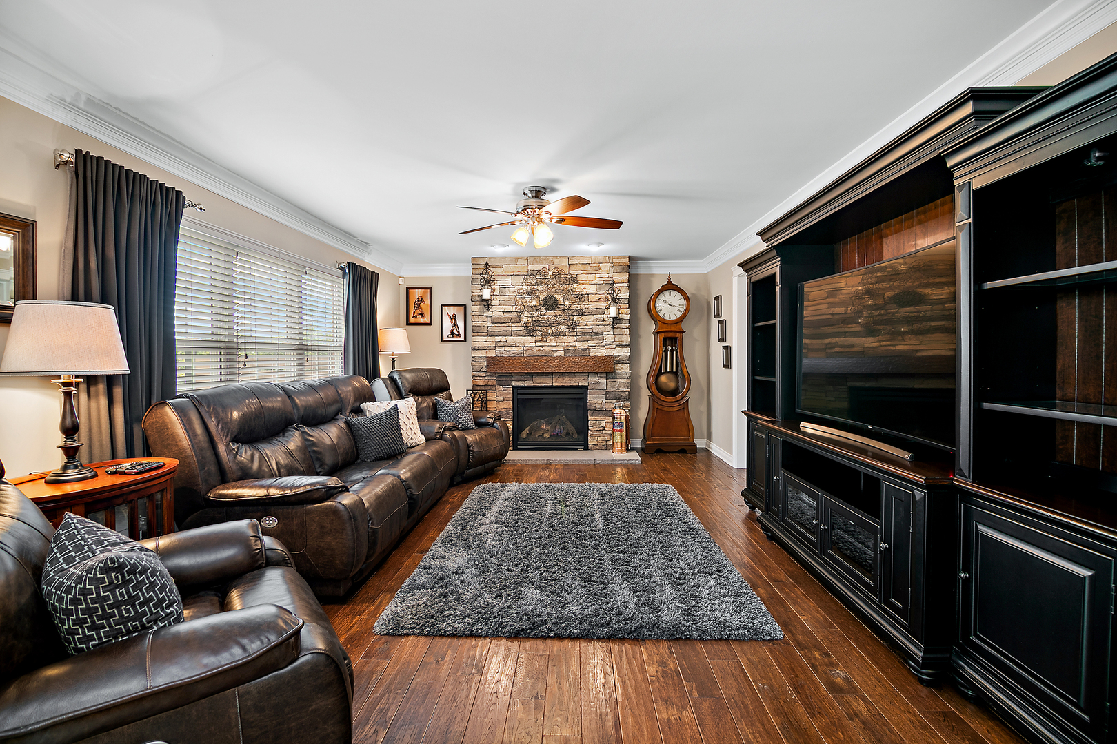 24450 Shawnee Lane, Manhattan, IL 60442
