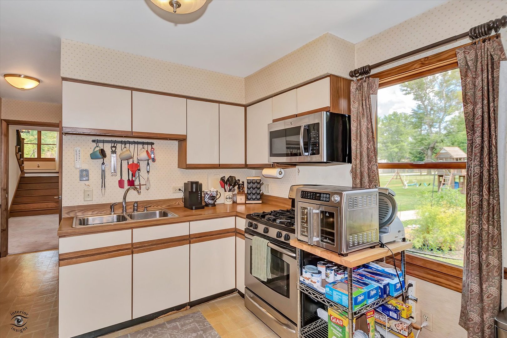 5701 Walnut Avenue, Downers Grove, IL 60516