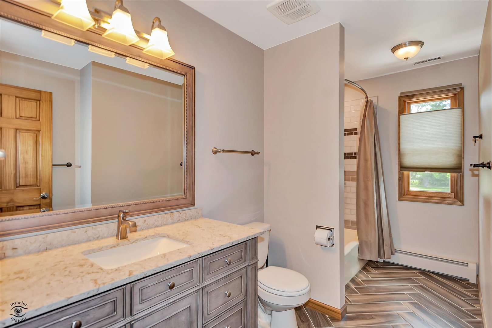 5701 Walnut Avenue, Downers Grove, IL 60516