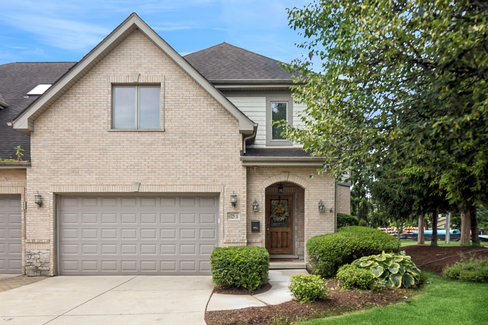6325 FAIRVIEW Avenue #A, Westmont, IL 60559
