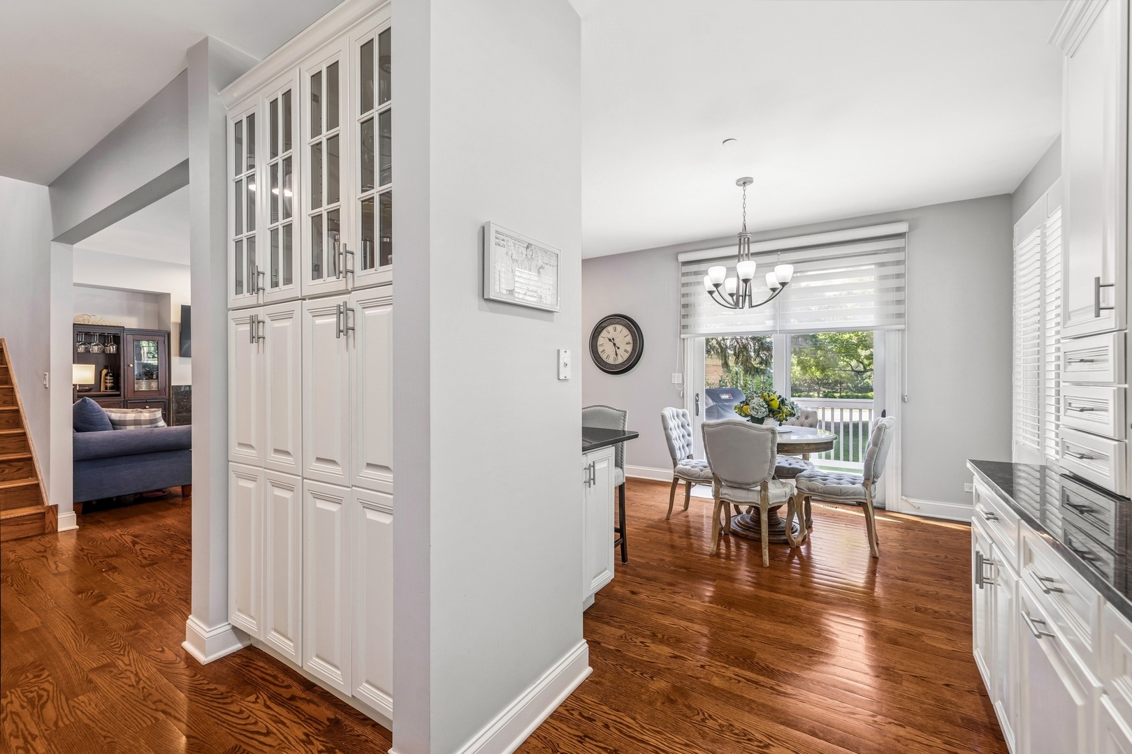 6325 FAIRVIEW Avenue #A, Westmont, IL 60559