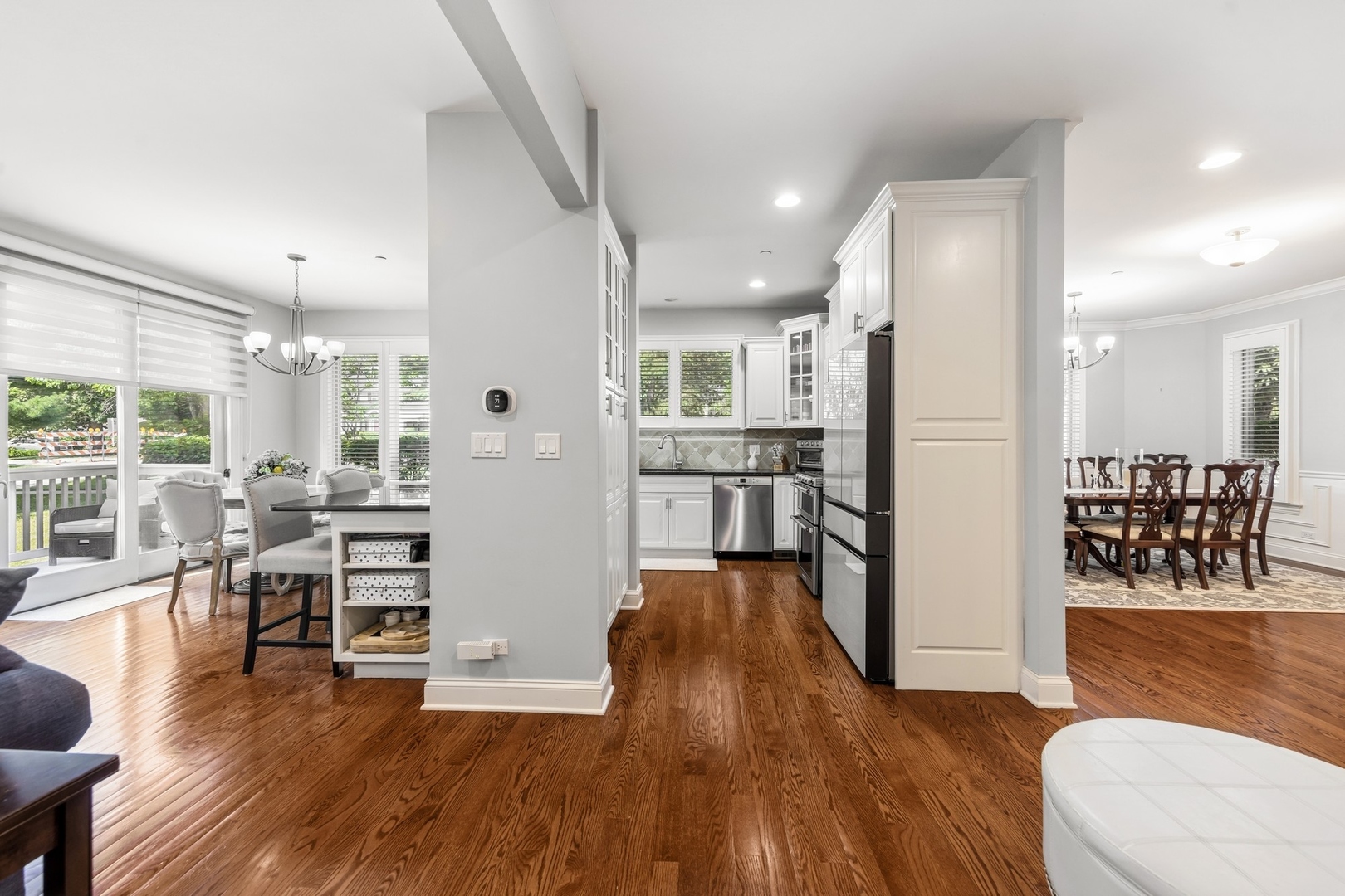 6325 FAIRVIEW Avenue #A, Westmont, IL 60559