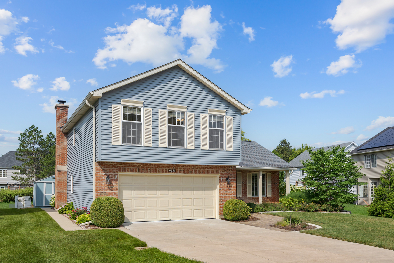 4884 Westhaven Court, Hoffman Estates, IL 60010