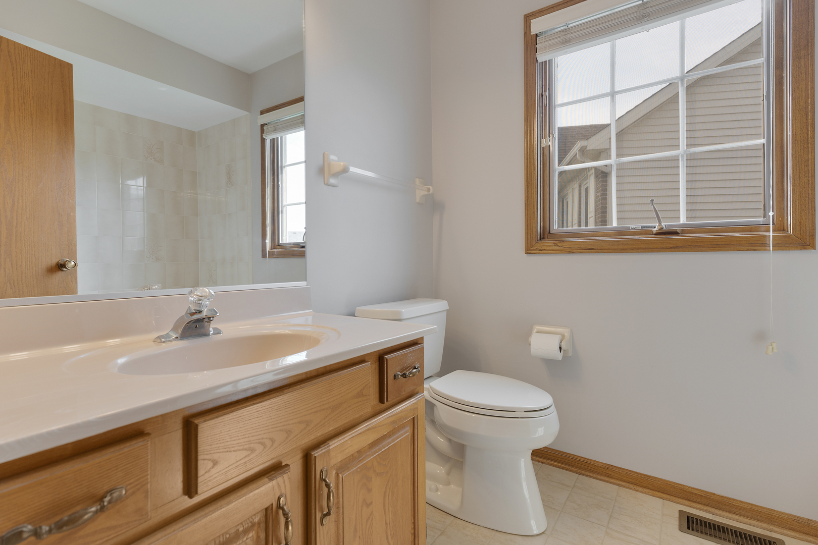 4884 Westhaven Court, Hoffman Estates, IL 60010