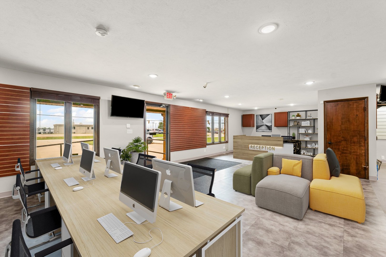 Bloomington, IL 61704