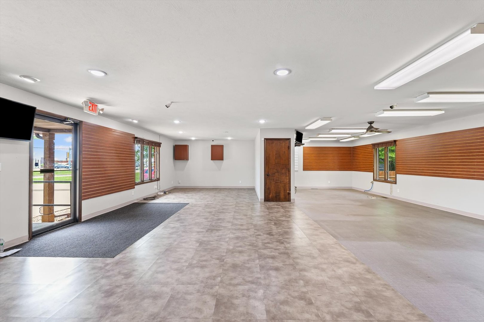 Bloomington, IL 61704