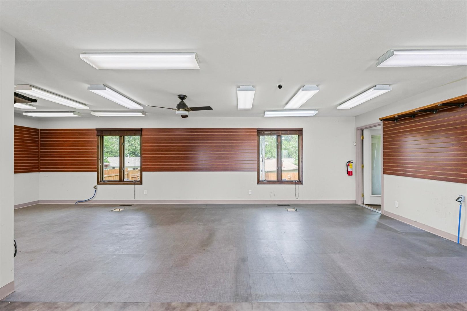 Bloomington, IL 61704