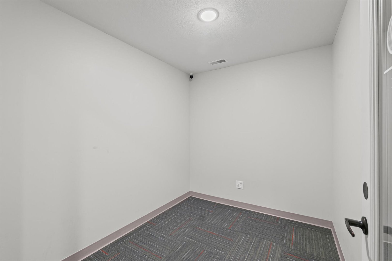 Bloomington, IL 61704