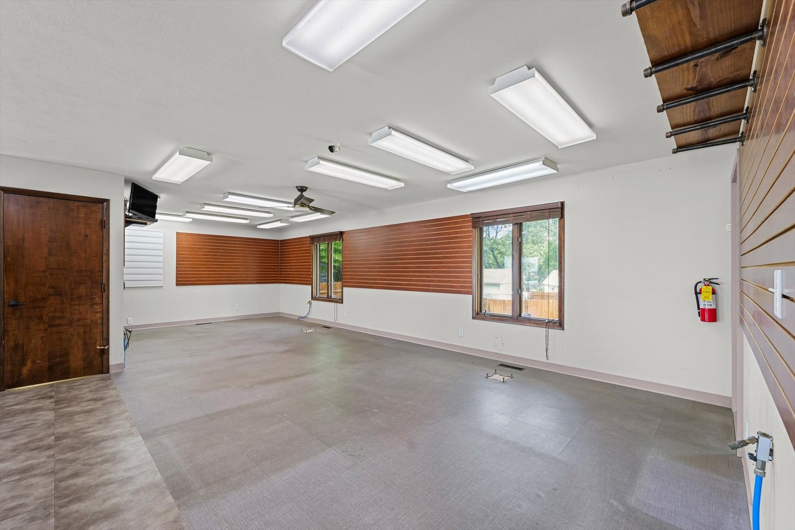 Bloomington, IL 61704