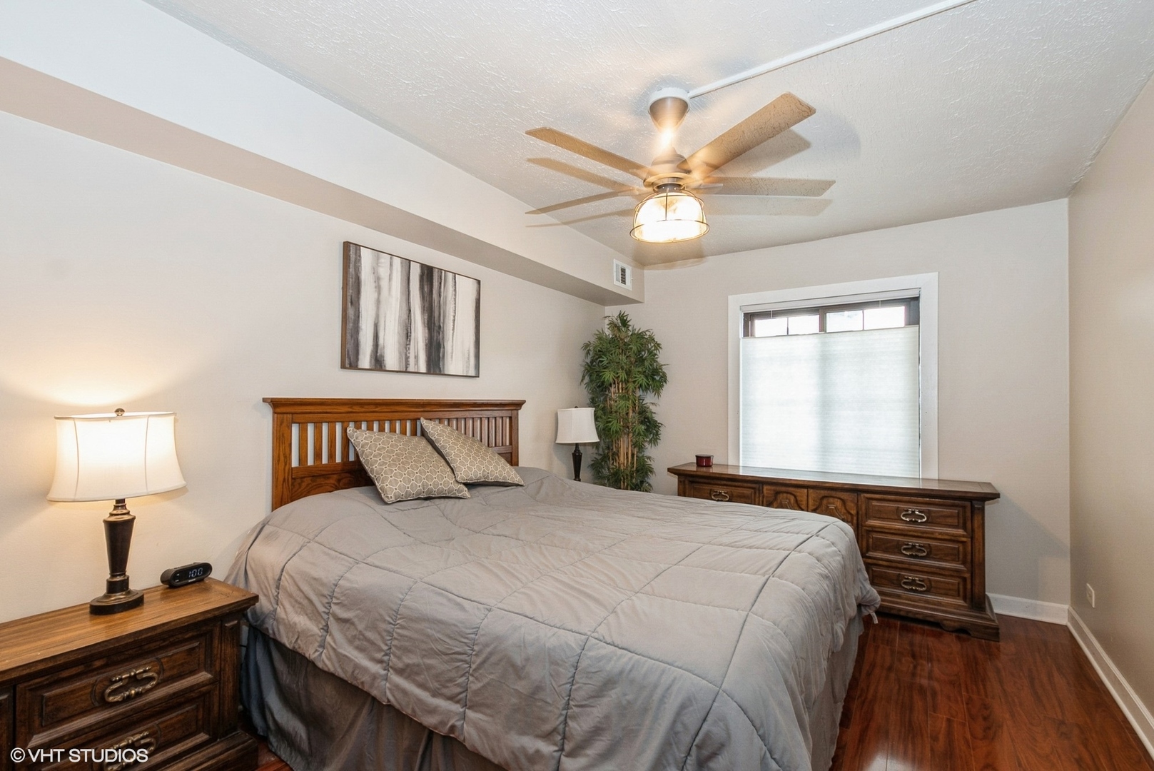 11129 Northwest Road #A, Palos Hills, IL 60465