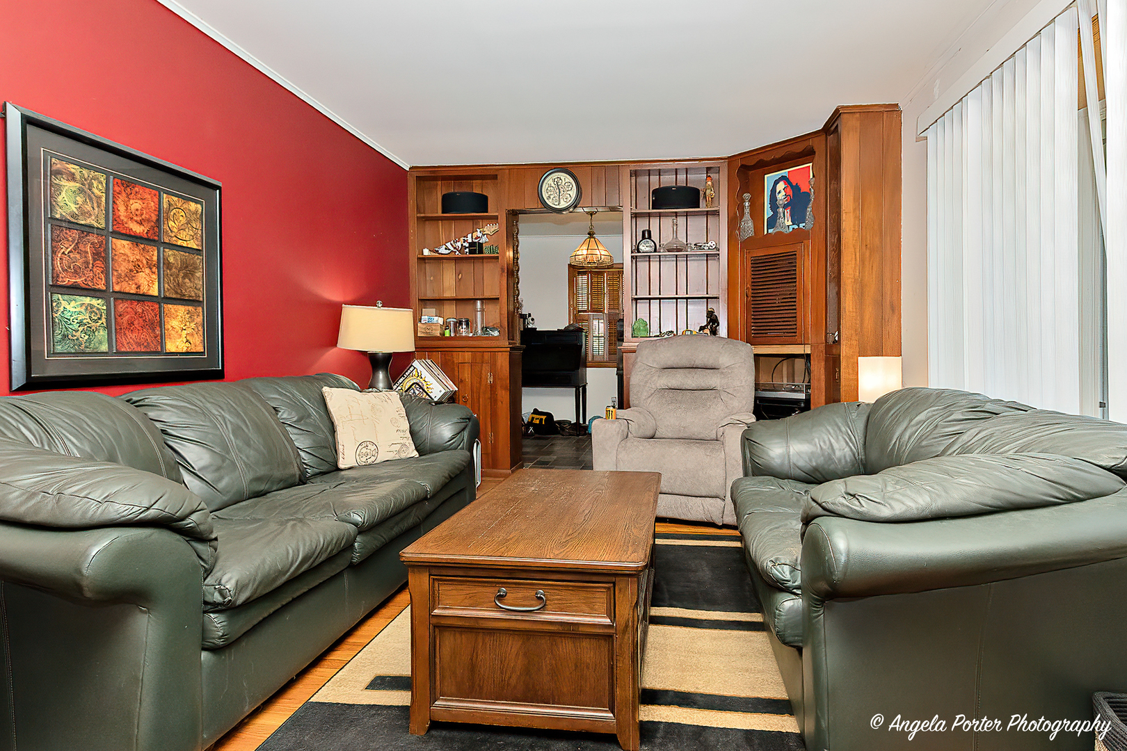 8713 Memory Trail, Wonder Lake, IL 60097