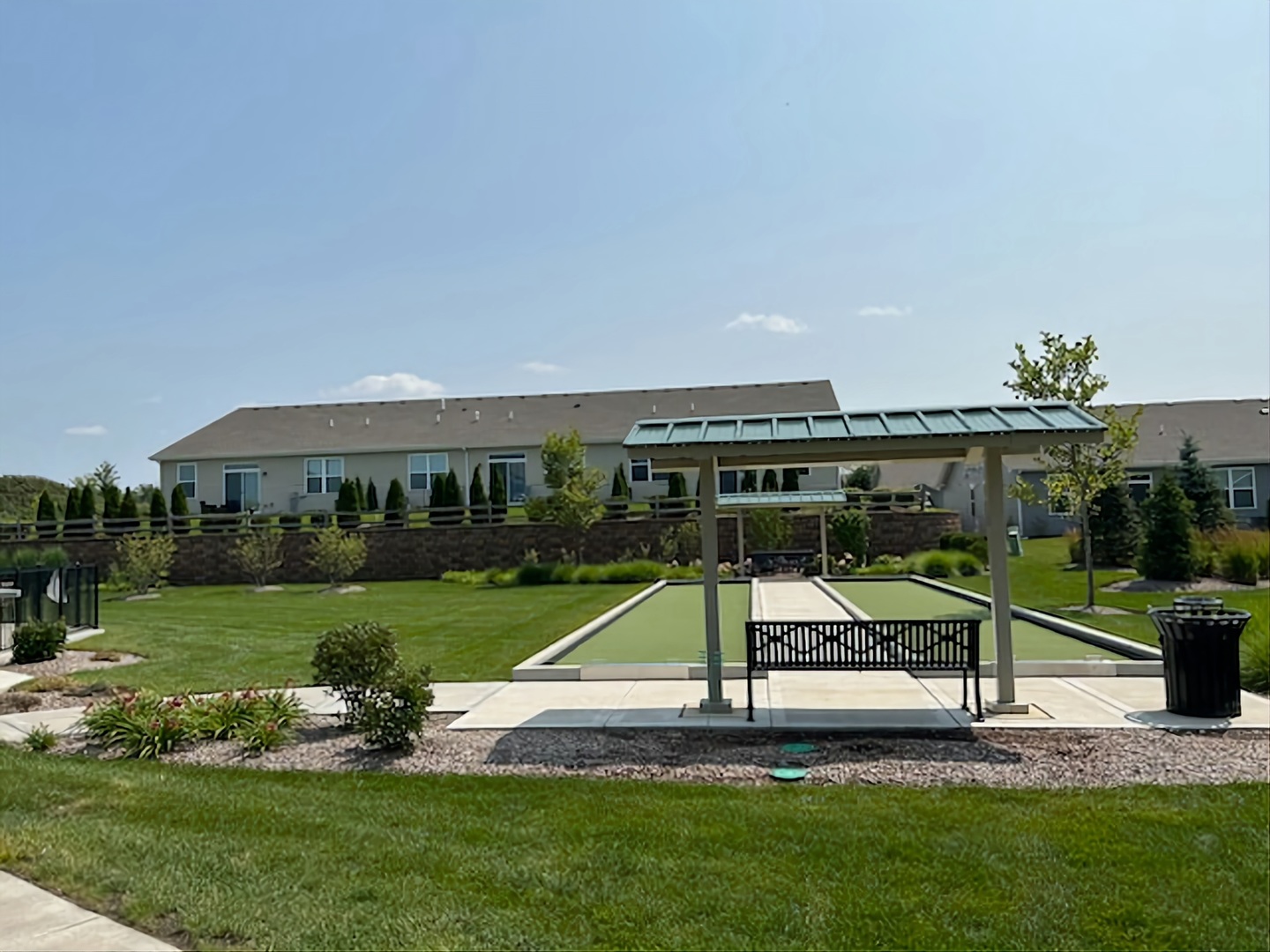 325 Sussex Lane, North Aurora, IL 60542