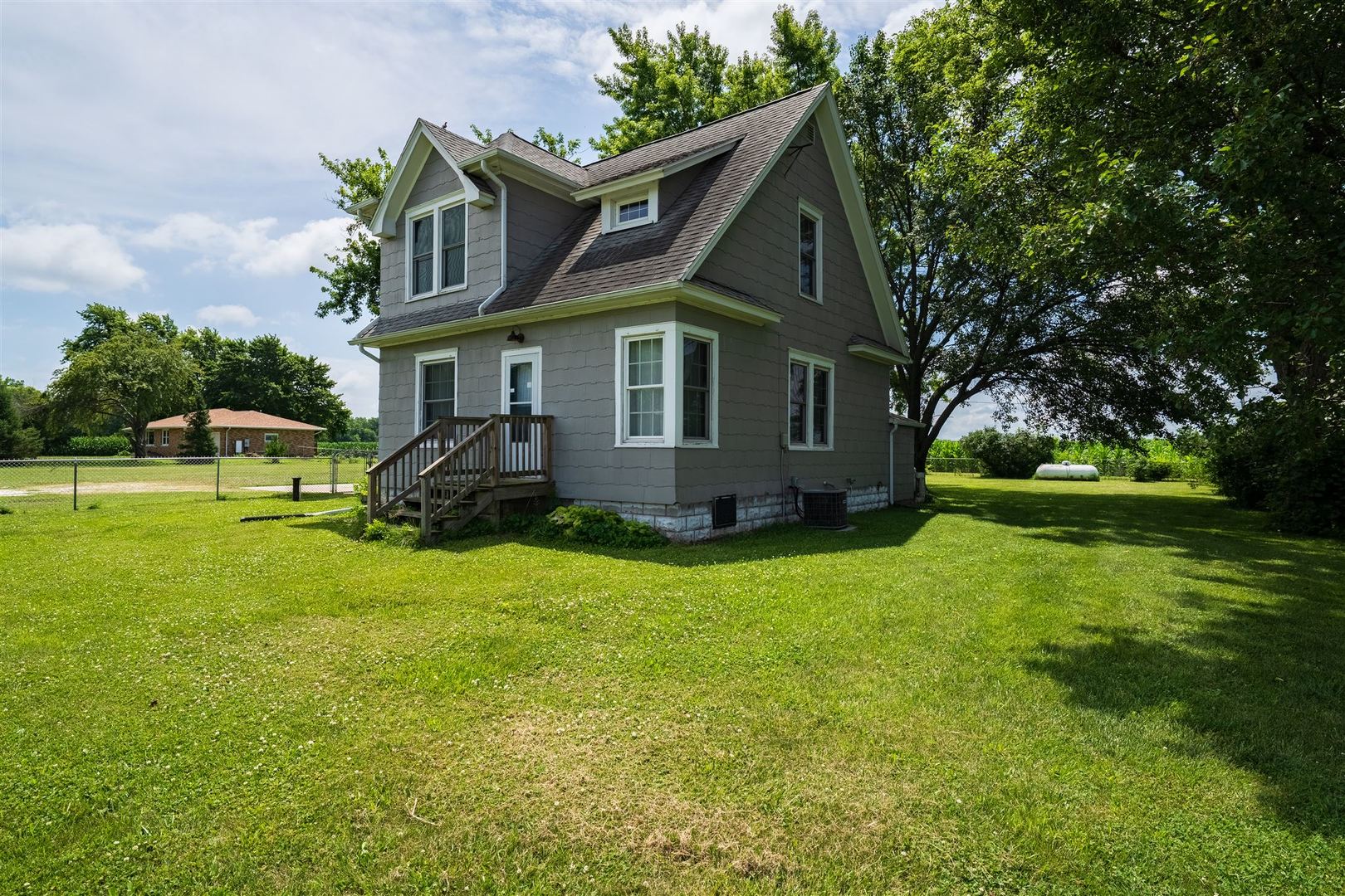 15313 Furrow Road, Pekin, IL 61554