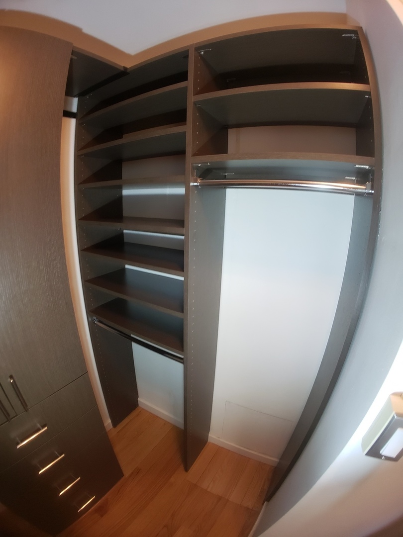 3550 N Lake Shore Drive #1210, Chicago, IL 60657